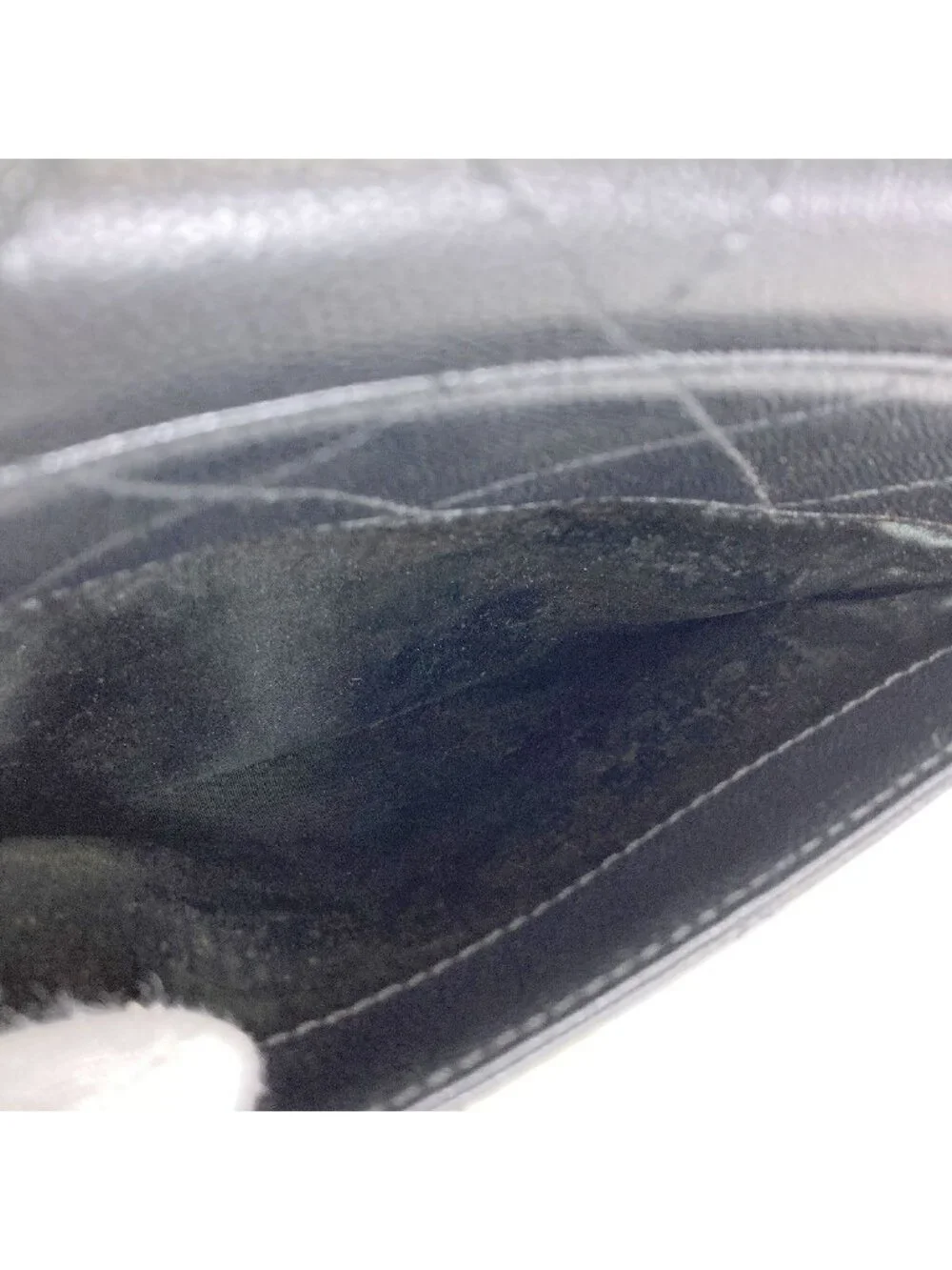 Chanel CC Logo Quilted Handbag Grained Calfskin